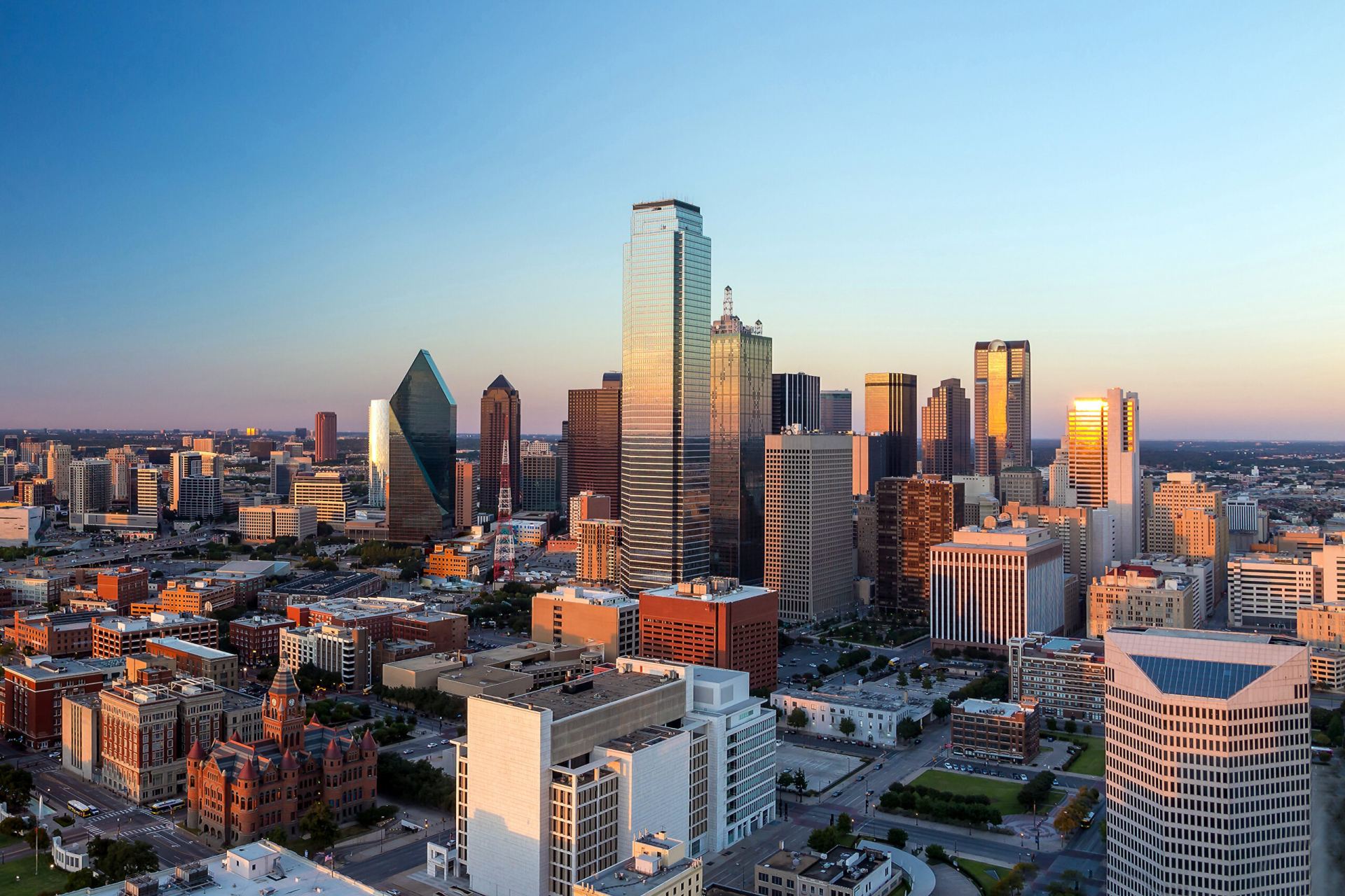 A picture of the Dallas skyline